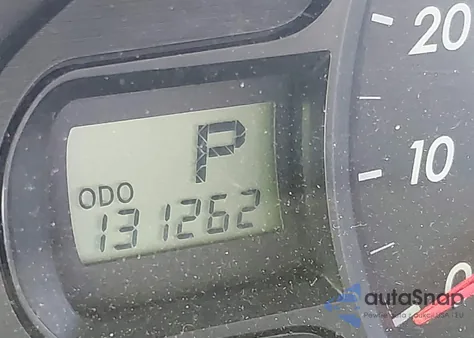 2012 Toyota Sienna Le V6 8 Passenger z USA, uszkodzony, nr VIN 5TDKK3DC5CS279651